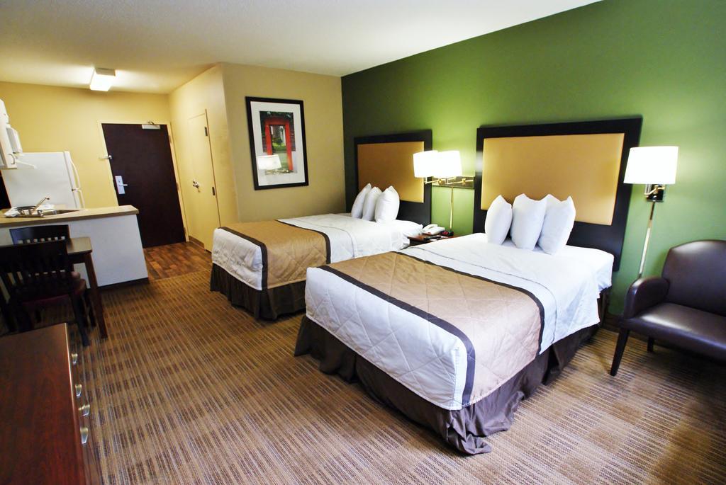 Extended Stay America Select Suites - Detroit - Roseville Buitenkant foto